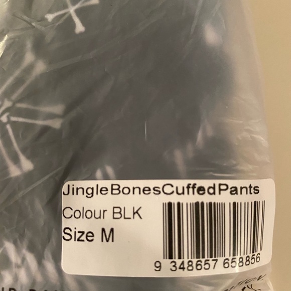 Blackmilk “JINGLE BONES CUFFED PANTS” Size Medium M NWT Xmas Holidays Creepmas - Picture 10 of 14